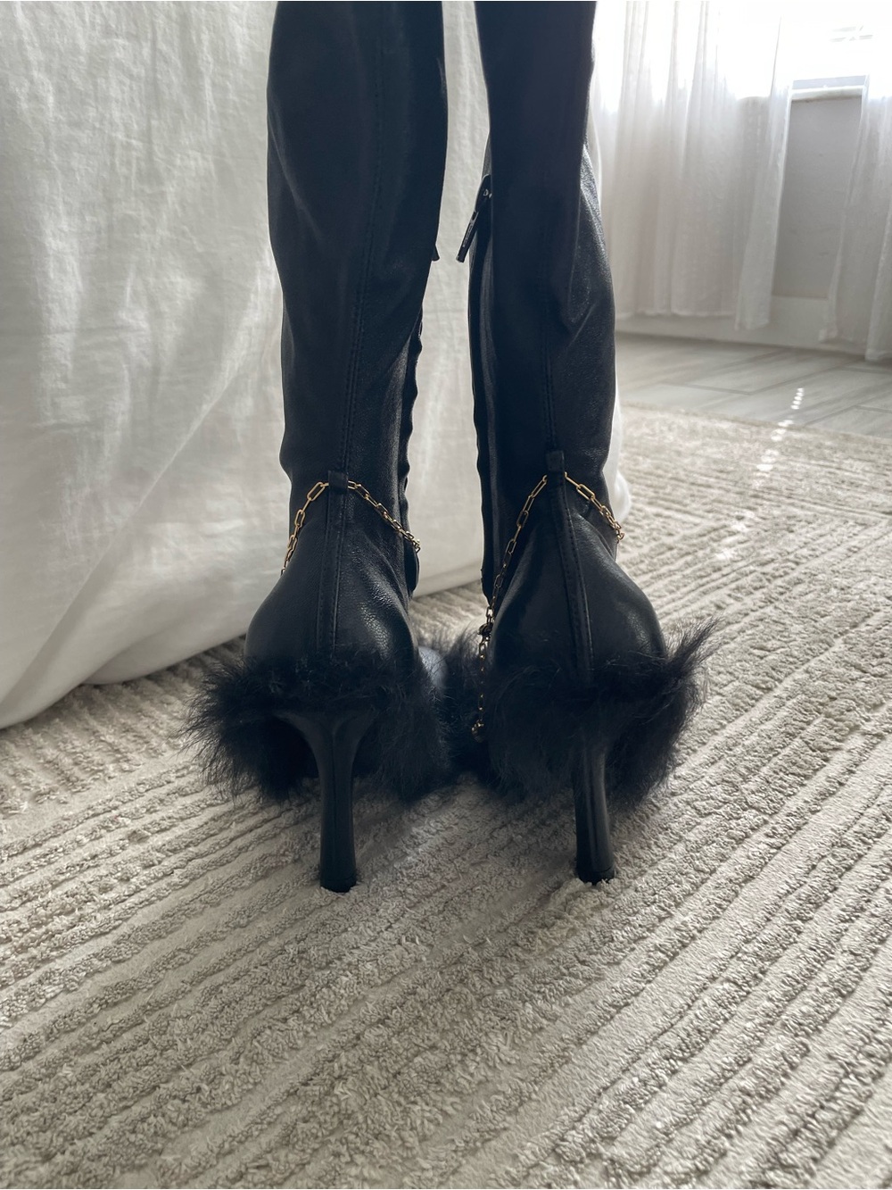BURBERRY 105mm Slinky Legging Boots - Picture 8 of 16